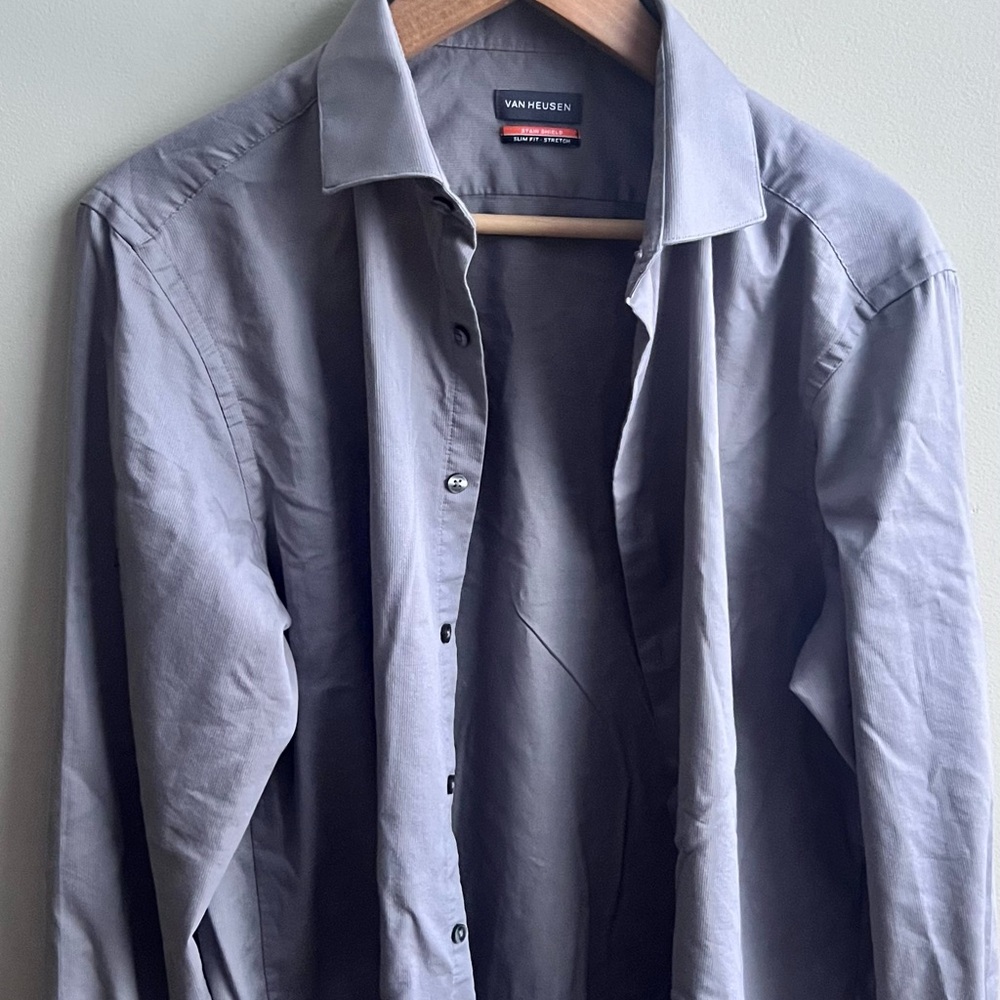 Van Heusen Men's Charcoal Dress Shirt